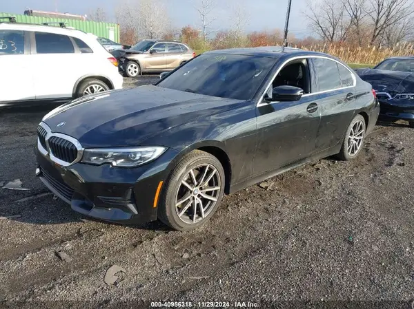 3MW5R1J05L8B24952 2020 BMW 3ER - Image 2