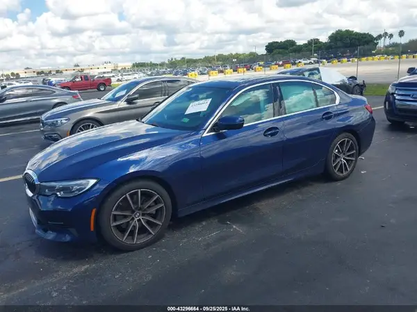 3MW5R1J05L8B28435 2020 BMW 3ER - Image 2