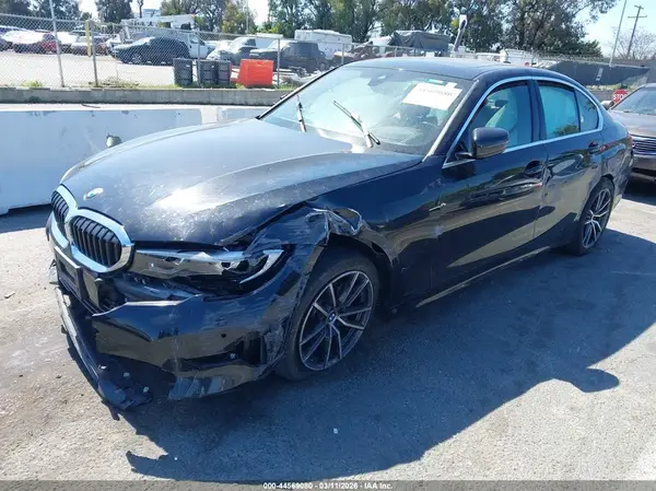 3MW5R1J05M8B86191 2021 BMW 3ER - Image 2