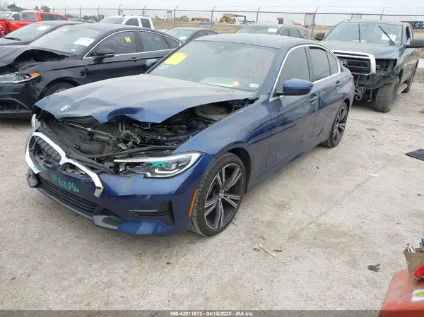 3MW5R1J05M8C06701 2021 BMW 3ER - Image 2
