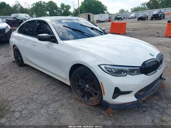 3MW5R1J06L8B07836 2020 BMW 3ER - Image 1
