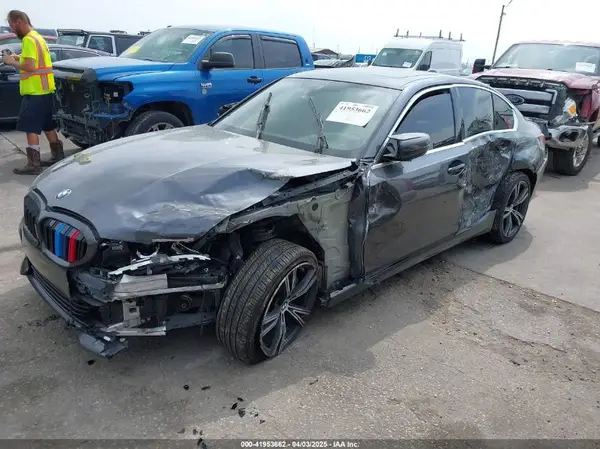 3MW5R1J06L8B15614 2020 BMW 3ER - Image 2