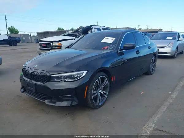 3MW5R1J06L8B28119 2020 BMW 3ER - Image 2
