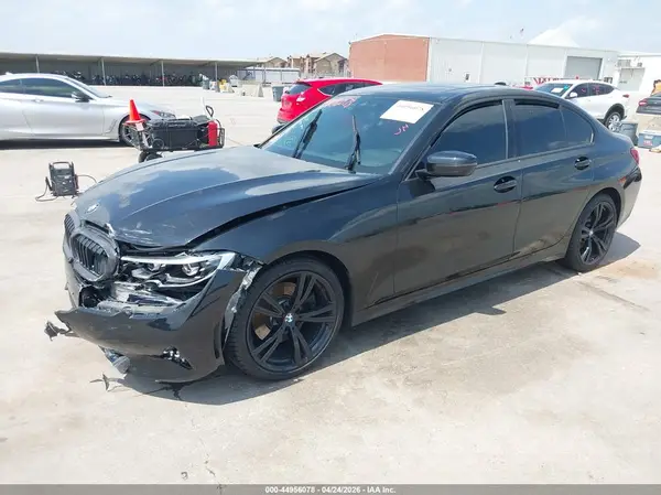3MW5R1J06L8B30243 2020 BMW 3ER - Image 2
