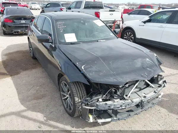 3MW5R1J06L8B33417 2020 BMW 3ER - Image 1