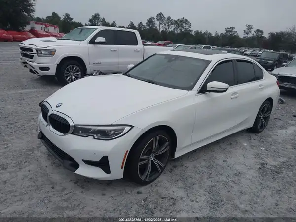 3MW5R1J06L8B36026 2020 BMW 3ER - Image 2