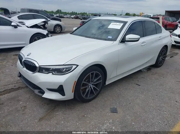 3MW5R1J06L8B41730 2020 BMW 3ER - Image 2