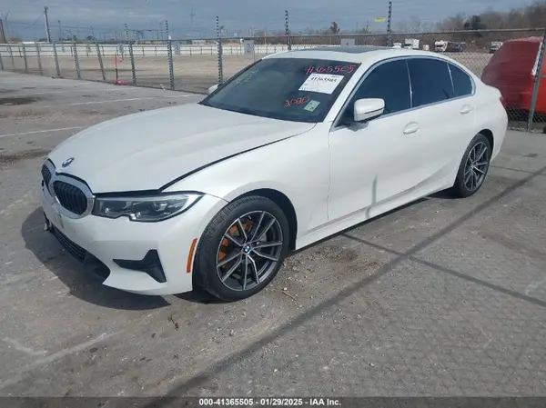 3MW5R1J06L8B43574 2020 BMW 3ER - Image 2