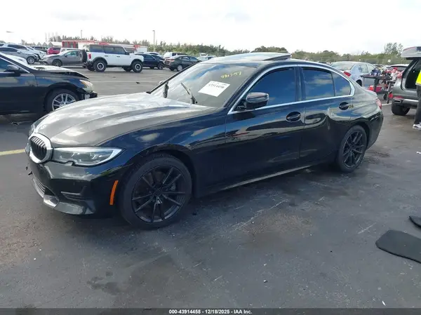 3MW5R1J06M8B49392 2021 BMW 3ER - Image 2