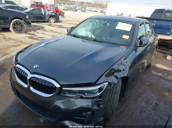 3MW5R1J06M8B91707 2021 BMW 3ER - Image 2
