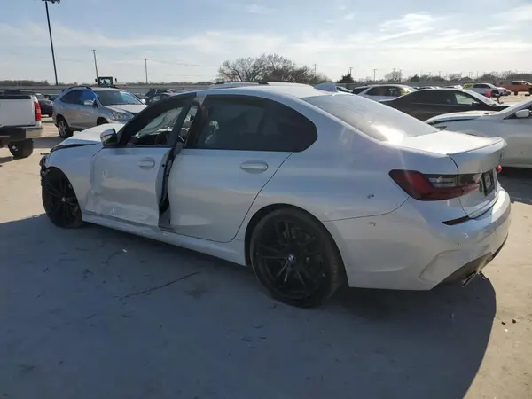 3MW5R1J06N8C23668 2022 BMW 3ER - Image 2