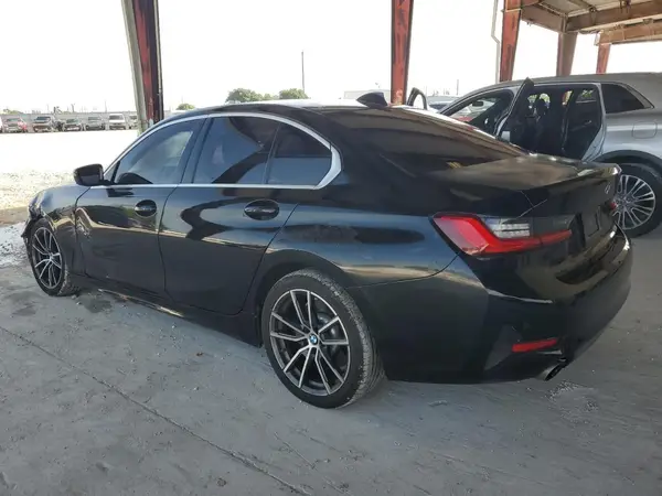 3MW5R1J07L8B23690 2020 BMW 3ER - Image 2