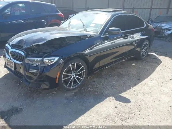 3MW5R1J07L8B24127 2020 BMW 3ER - Image 2