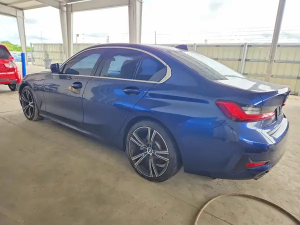 3MW5R1J07L8B36360 2020 BMW 3ER - Image 2