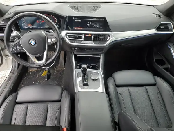 3MW5R1J07N8C53228 2022 BMW 3ER - Image 8