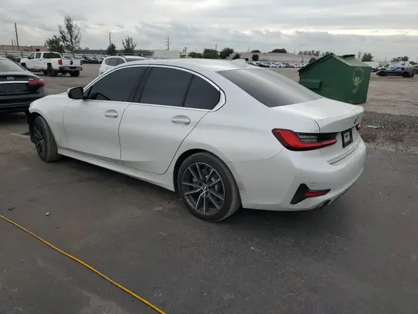 3MW5R1J08L8B17350 2020 BMW 3ER - Image 2