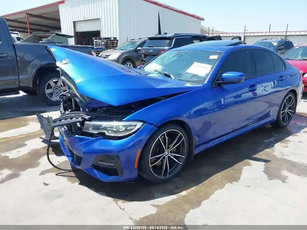 3MW5R1J08L8B25447 2020 BMW 3ER - Image 2