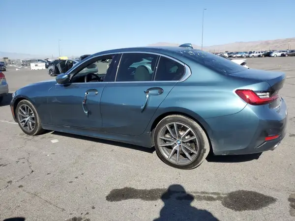 3MW5R1J08L8B29272 2020 BMW 3ER - Image 2
