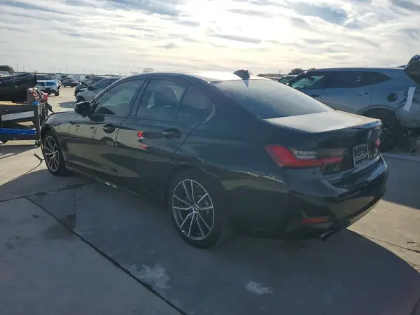 3MW5R1J08L8B38473 2020 BMW 3ER - Image 2