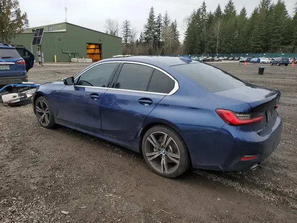 3MW5R1J09L8B15638 2020 BMW 3ER - Image 2