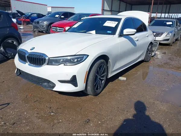 3MW5R1J09L8B21844 2020 BMW 3ER - Image 2