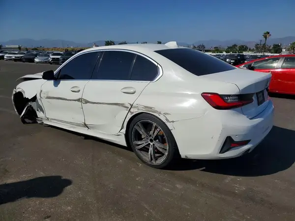 3MW5R1J09L8B29720 2020 BMW 3ER - Image 2