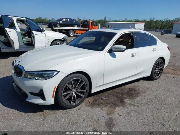 3MW5R1J0XL8B12215 2020 BMW 3ER - Image 2