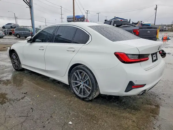 3MW5R1J0XM8B68222 2021 BMW 3ER - Image 2