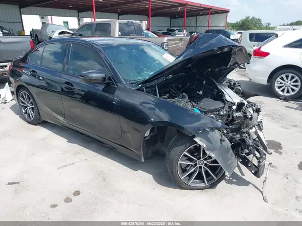3MW5R1J0XN8C41588 2022 BMW 3ER - Image 1