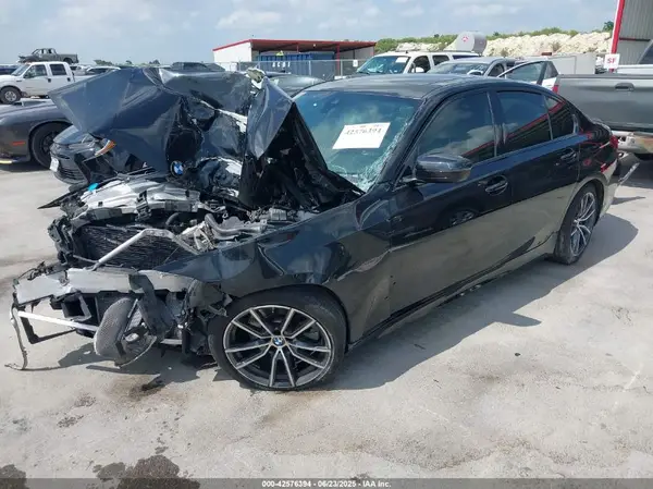 3MW5R1J0XN8C41588 2022 BMW 3ER - Image 2