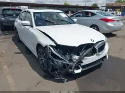 3MW5R1J0XN8C43633 2022 BMW 3ER