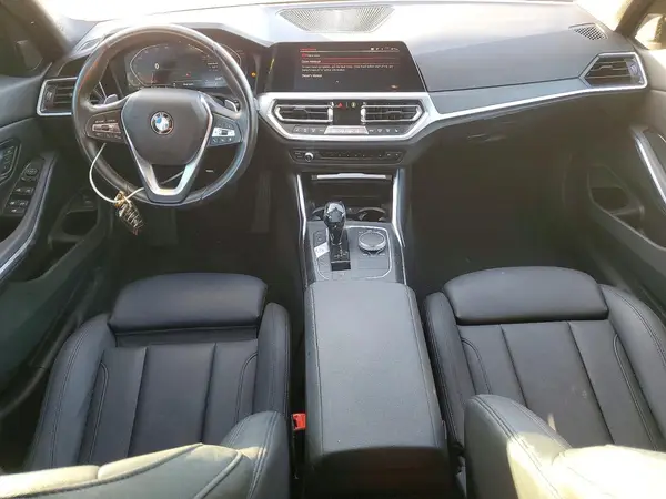 3MW5R1J52K8B00070 2019 BMW 3ER - Image 8