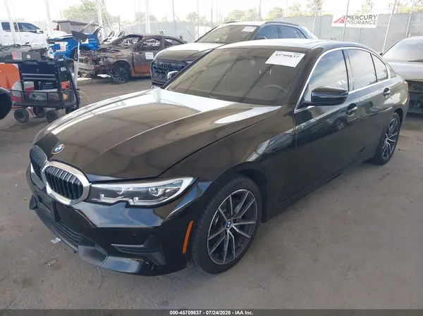 3MW5R1J52K8B01056 2019 BMW 3ER - Image 2