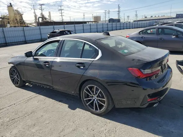 3MW5R1J53K8A05694 2019 BMW 3ER - Image 2