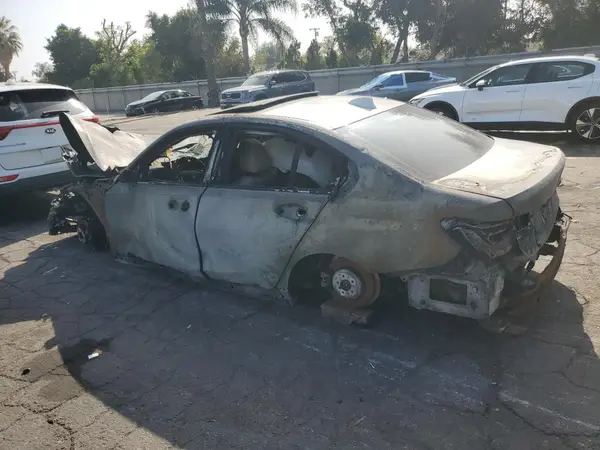 3MW5R1J53K8B02779 2019 BMW 3ER - Image 2