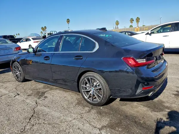 3MW5R1J55K8B02735 2019 BMW 3ER - Image 2