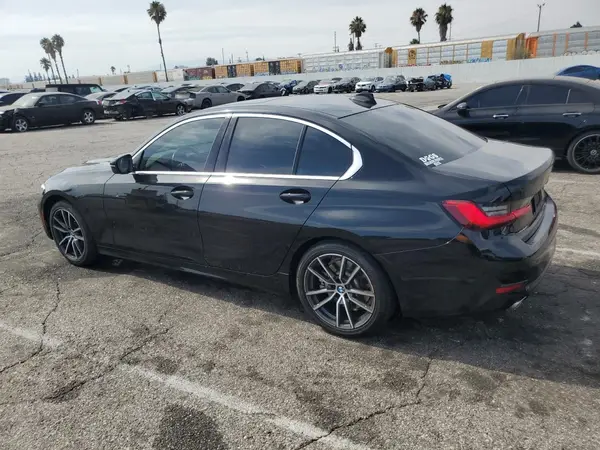 3MW5R1J56K8A04149 2019 BMW 3ER - Image 2
