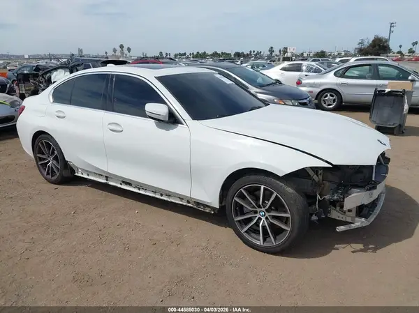 3MW5R1J56K8B01643 2019 BMW 3ER - Image 1
