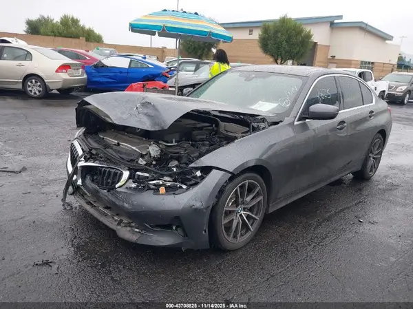 3MW5R1J56K8B02999 2019 BMW 3ER - Image 2