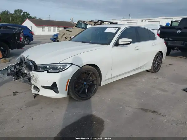 3MW5R1J57K8B00842 2019 BMW 3ER - Image 2