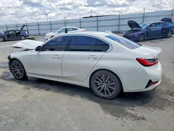 3MW5R1J57K8B03563 2019 BMW 3ER - Image 2