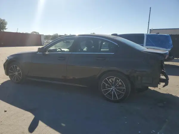 3MW5R1J58K8B01482 2019 BMW 3ER - Image 2