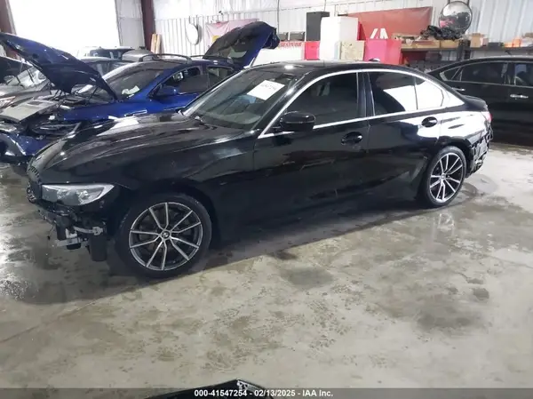 3MW5R1J58K8B02003 2019 BMW 3ER - Image 2