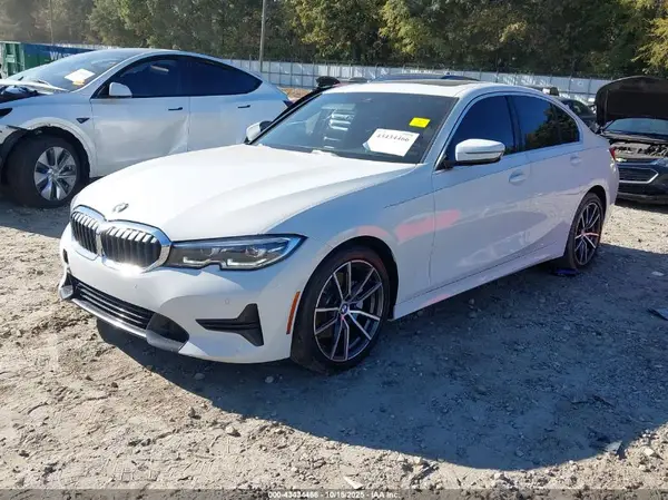3MW5R1J59K8B00275 2019 BMW 3ER - Image 2
