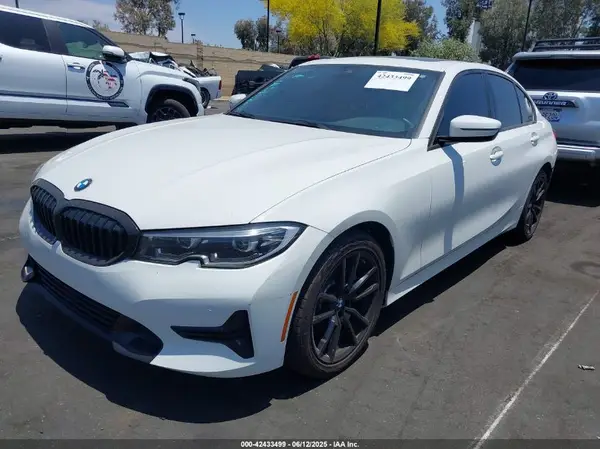 3MW5R1J59K8B00826 2019 BMW 3ER - Image 2