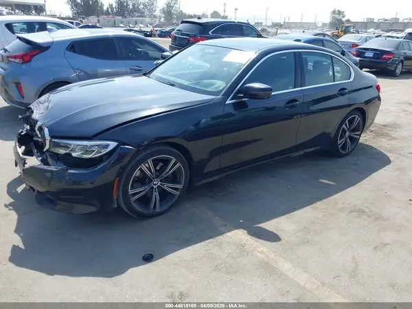 3MW5R1J5XK8A05532 2019 BMW 3ER - Image 2