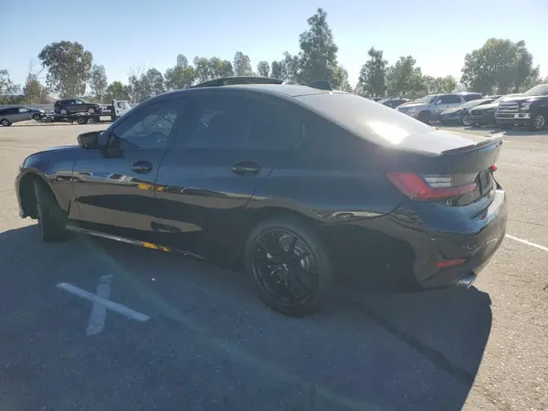 3MW5R1J5XK8B00852 2019 BMW 3ER - Image 2