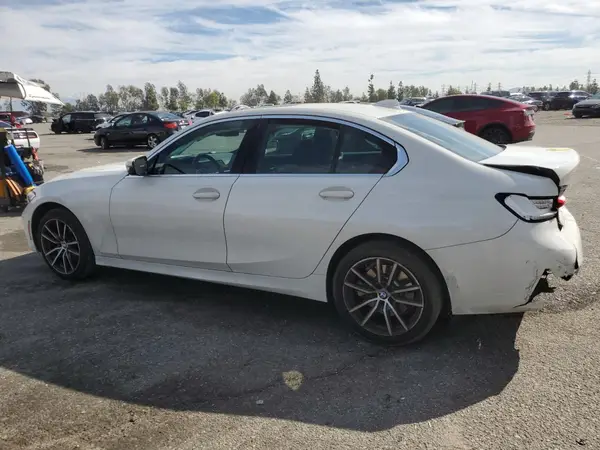 3MW5R1J5XK8B02519 2019 BMW 3ER - Image 2