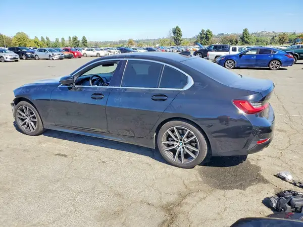 3MW5R7J00L8B22173 2020 BMW 3ER - Image 2