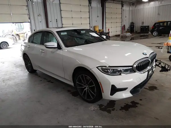 3MW5R7J00N8C45104 2022 BMW 3ER - Image 1